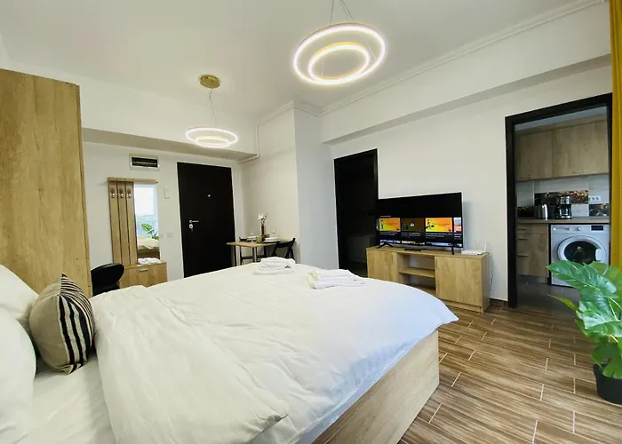 New City With Balcony Appartamento *